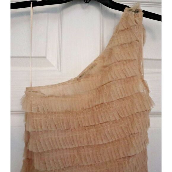 Kimchi Blue x Urban Outfitters Sz M Beige Layered Sheer One Shoulder Dress - Picture 4 of 7